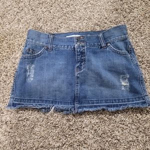 Like new mossimo Denim Frayed skirt